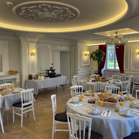 Chateau Des Hauts De Provins Hotel Champcenest Ngoại thất bức ảnh